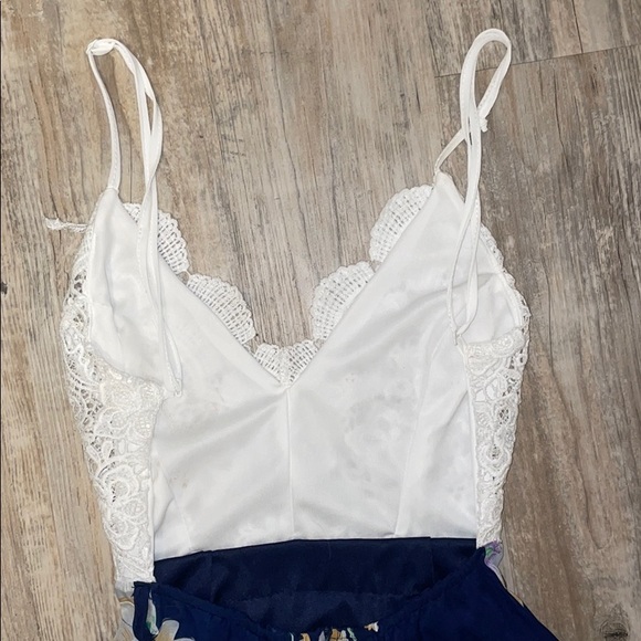 Dress - Picture 5 of 7